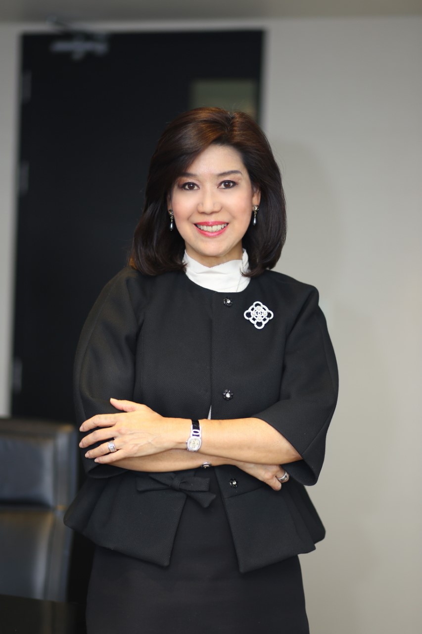 คุณนุสรา (อัสสกุล) บัญญัติปิยพจน์ กก.ผจก.บมจ.ไทยสมุทรฯ