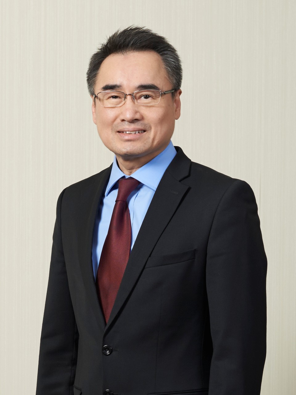 คุณสมบัติ นราวุฒิชัย(1)