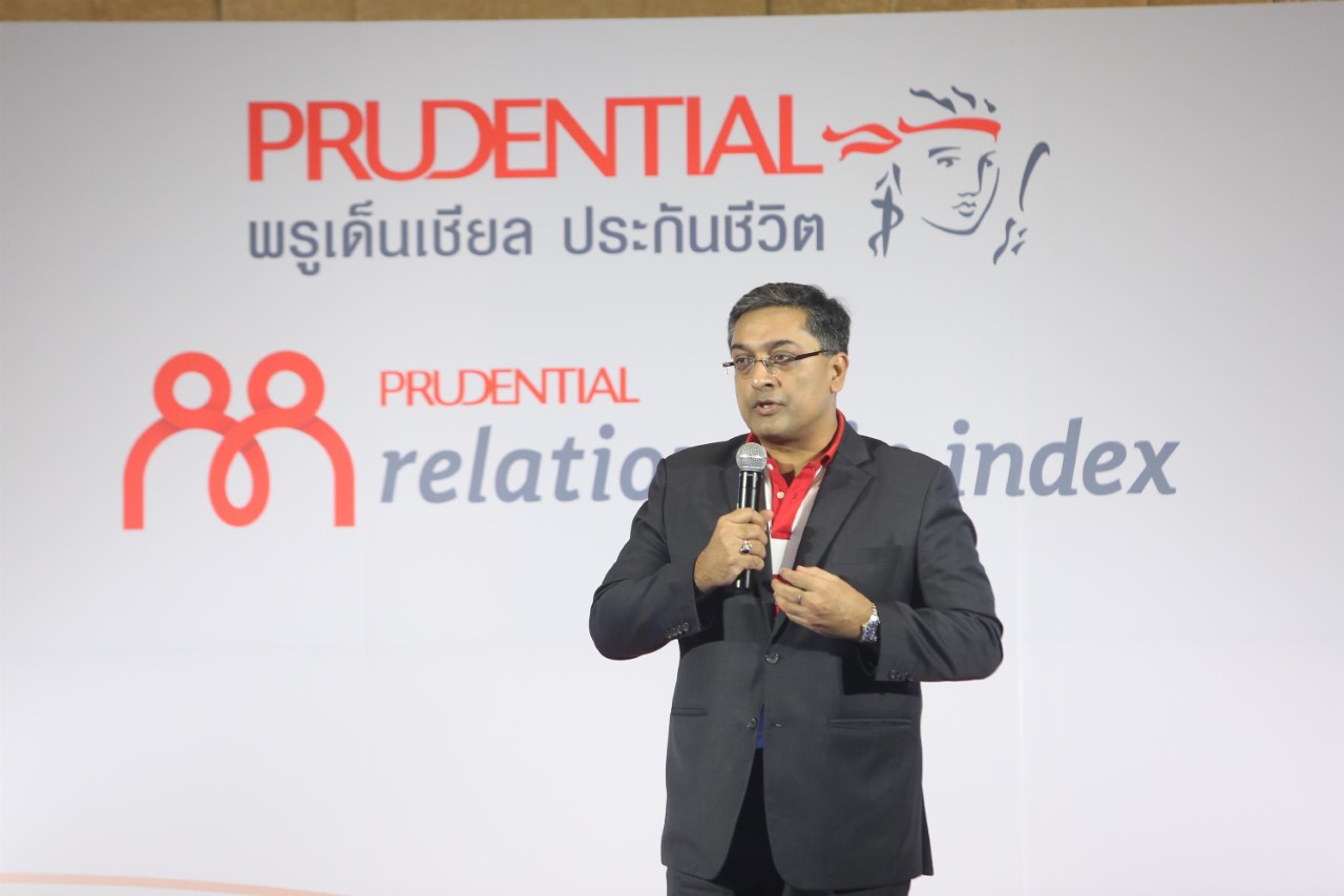 นายอามัน โชวลา ประธานเจ้าหน้าที่บริหาร(2) (Custom)