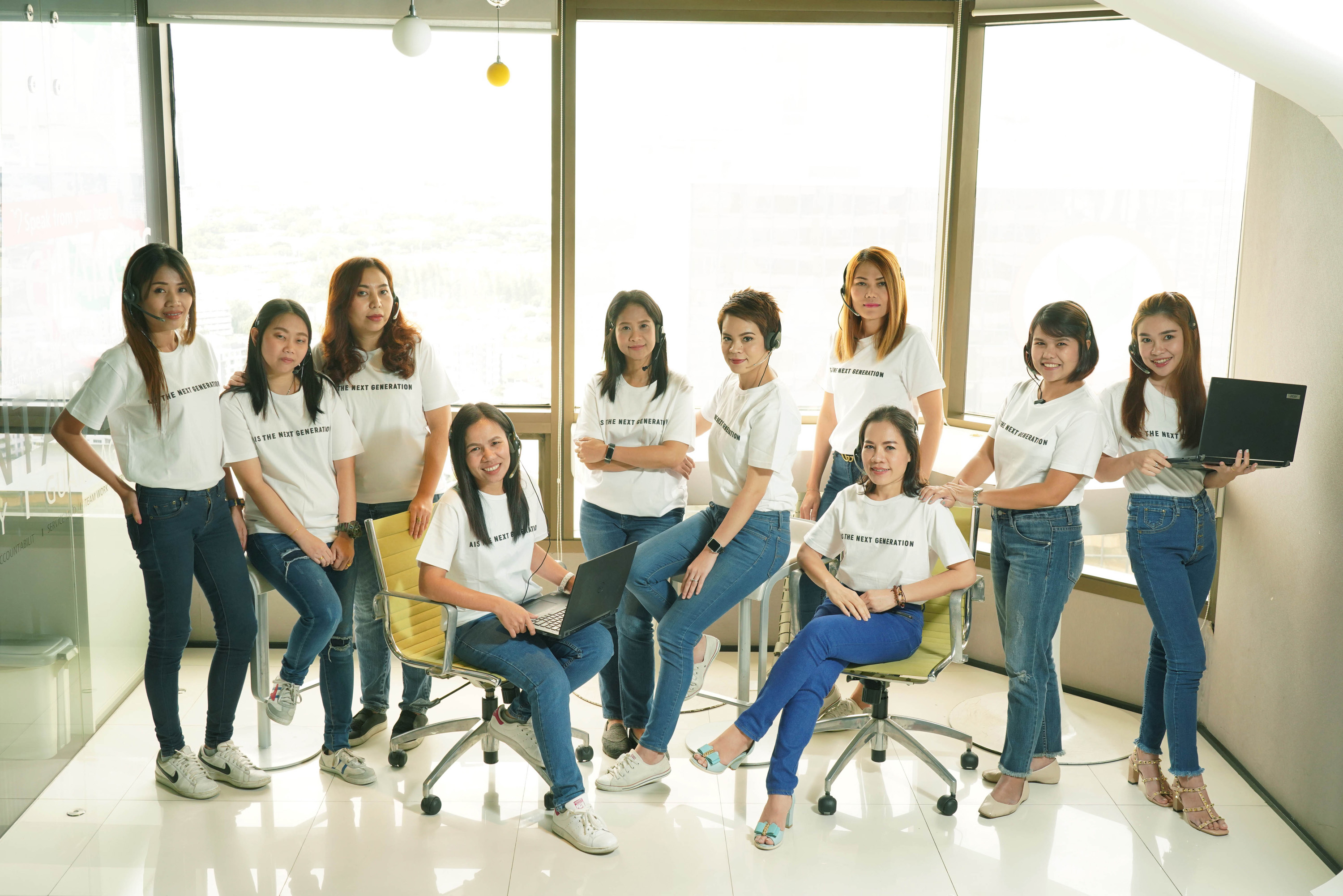 08-Angle Team ที่พร้อมให้บริการลูกค้ากลุ่มสูงวัยไฮเทค