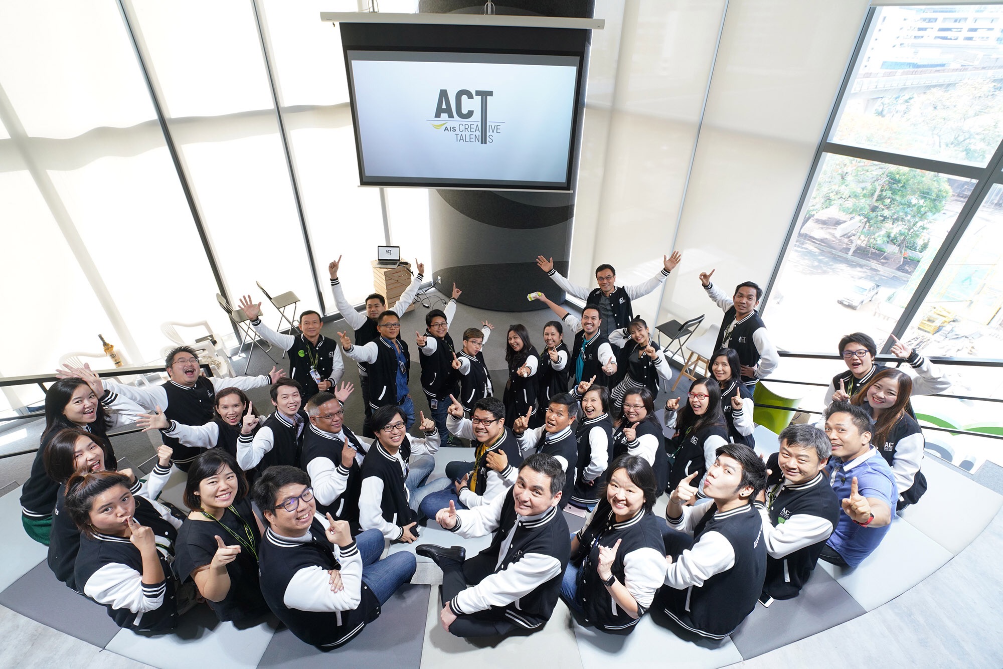 7D661952-B503-46B7-8BC9-3A9EB59A2CEF